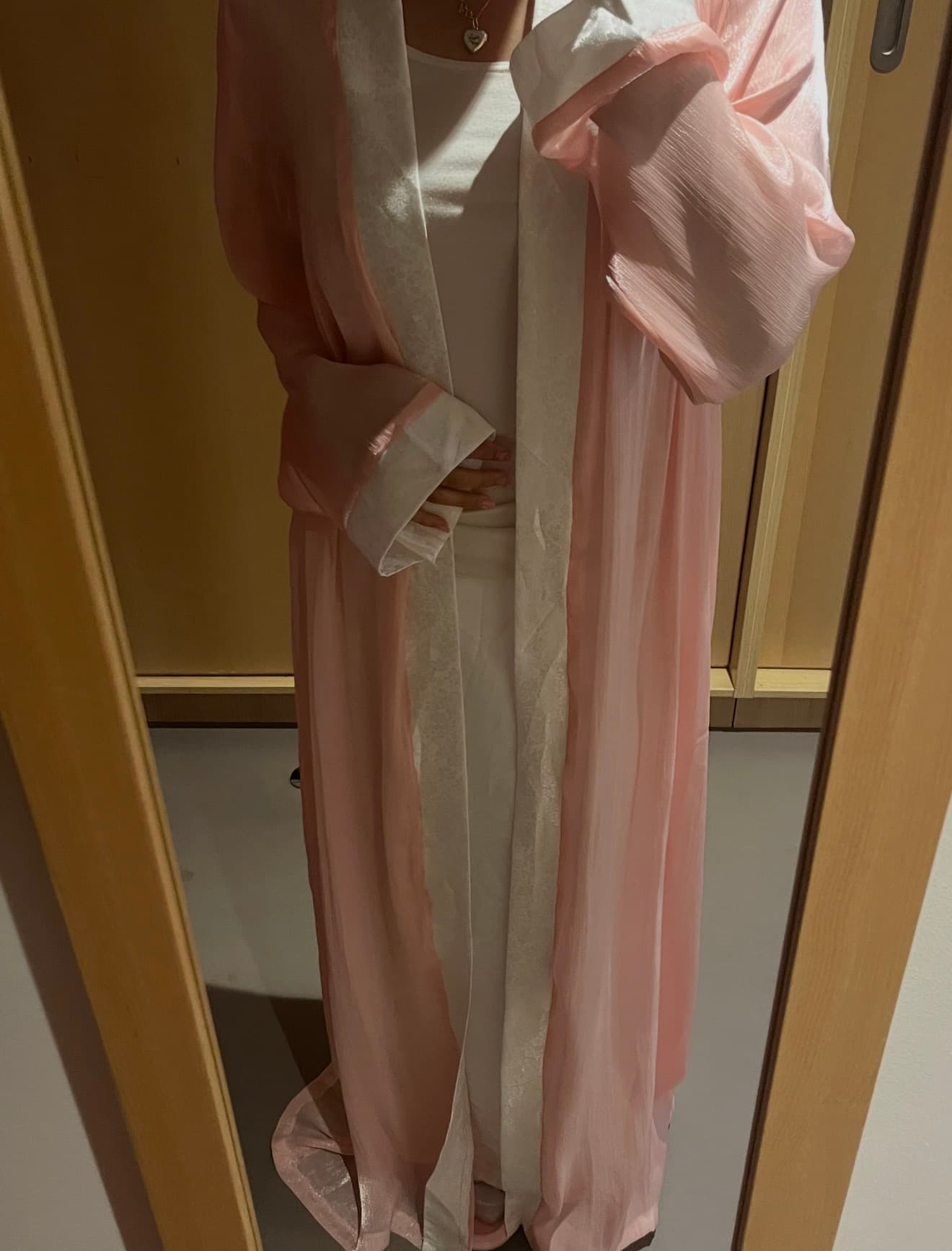A second early abaya design made by Aisha